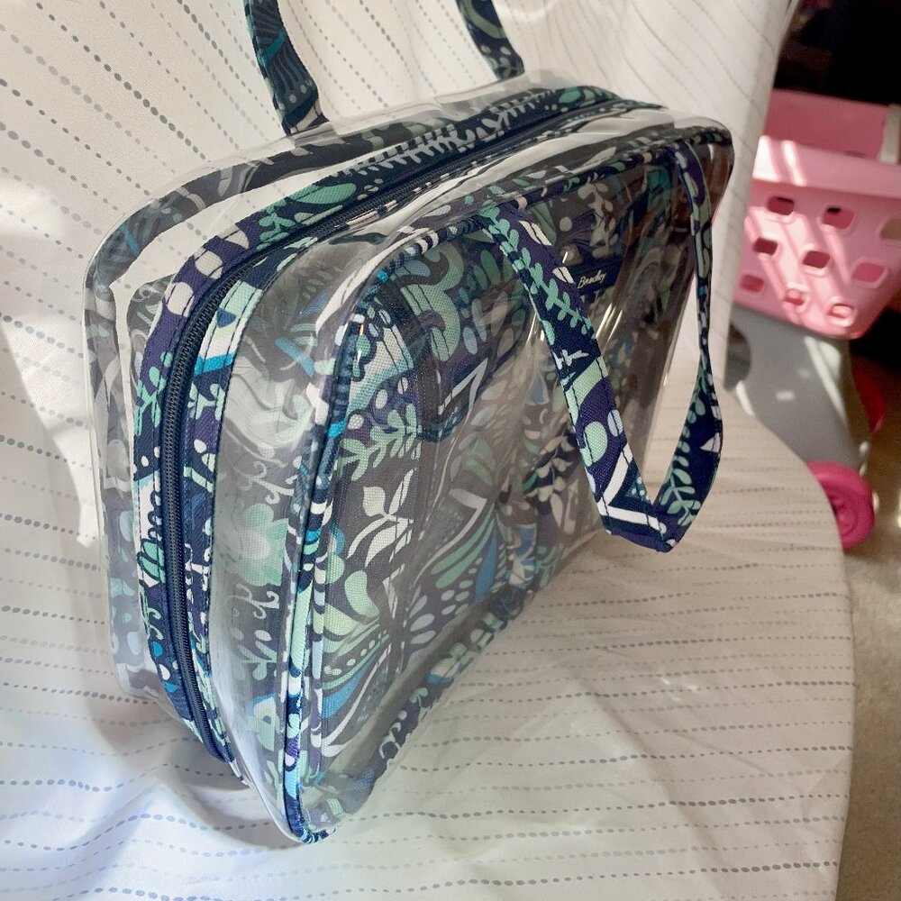 Brand New Vera Bradley Travel Toiletry/Cosmetic Case - Picture 2 of 4